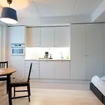 Alloggio in famiglia Easy & Near Airport *