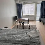Alloggio in famiglia Easy & Near Airport *