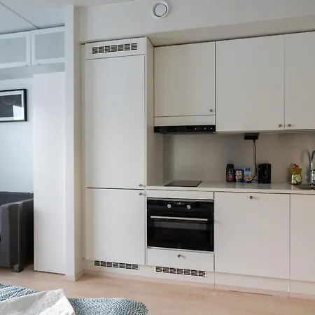 Easy & Near Airport Privatunterkunft