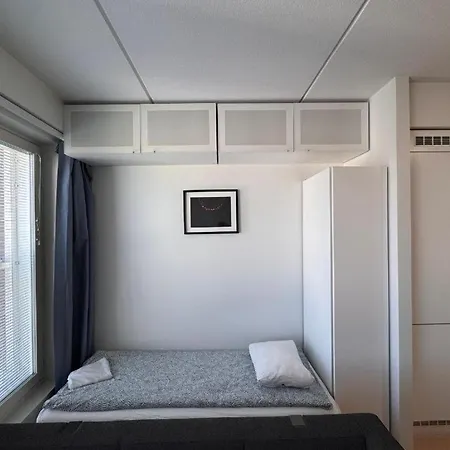 Easy & Near Airport Homestay szállás *