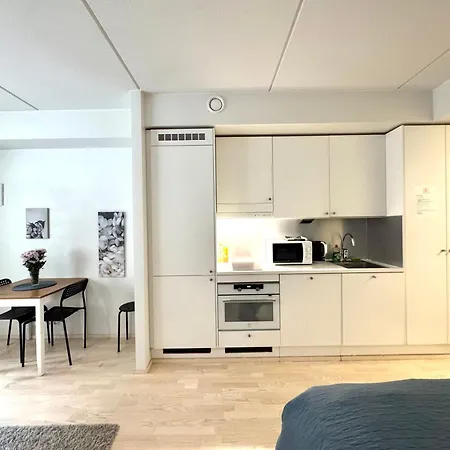 Habitación en casa particular Easy & Near Airport