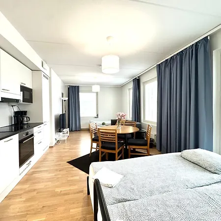 Easy & Near Airport Habitación en casa particular Vantaa