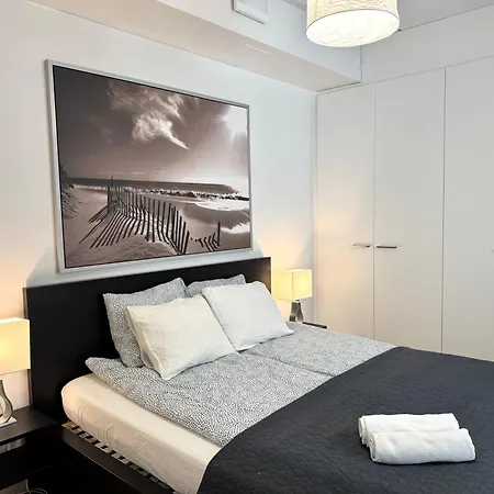 Easy & Near Airport Habitación en casa particular Vantaa
