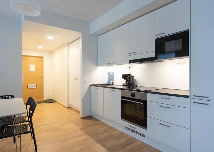 Easy & Near Airport * ヴァンター