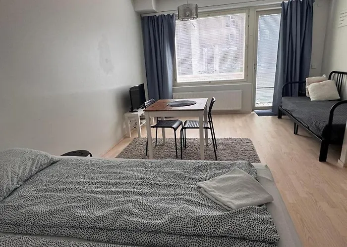 Privatunterkunft Easy & Near Airport *